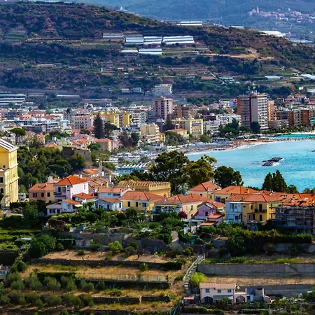 La Maison Du Soleil Appartamento Arma di Taggia